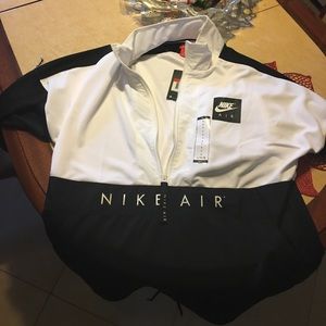 Nike Top